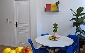 T2 Cosy Avec Terrasse Et Parking